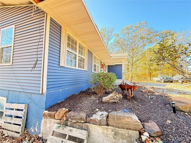 9262 AA Route, Farmington, MO 63640