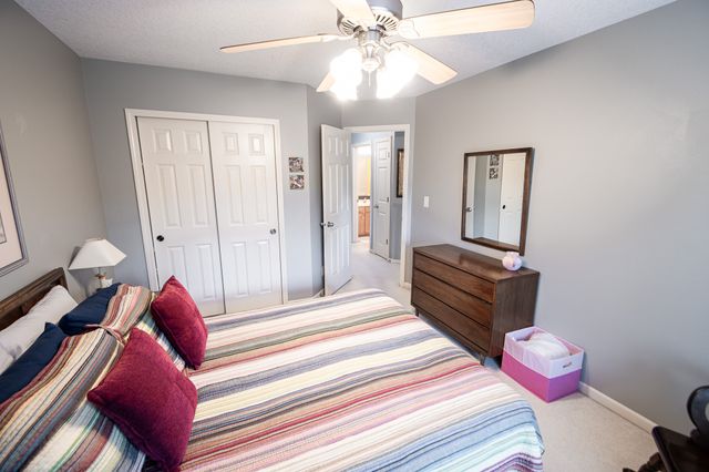 15421 Walnut Hills Drive, Urbandale, IA 50323