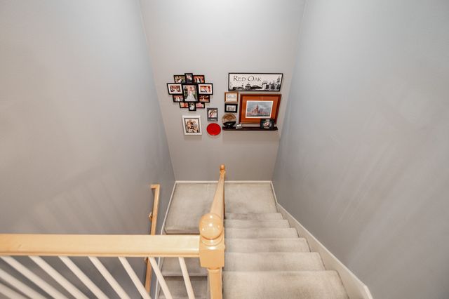 15421 Walnut Hills Drive, Urbandale, IA 50323