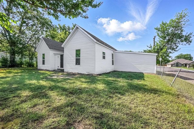 412 3rd Street, Whitesboro, TX 76273