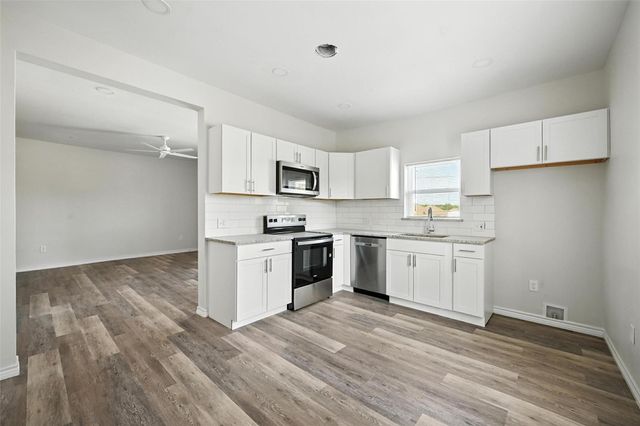 412 3rd Street, Whitesboro, TX 76273