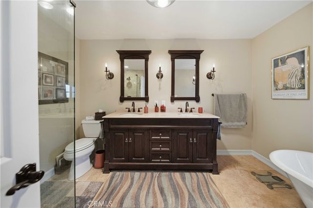 5930 Tampa 204, Tarzana, CA 91356