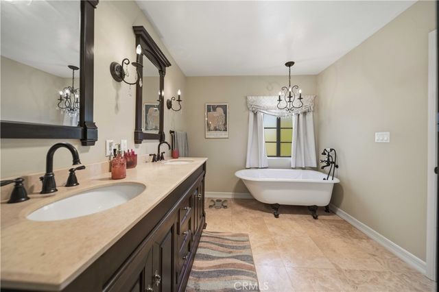 5930 Tampa 204, Tarzana, CA 91356