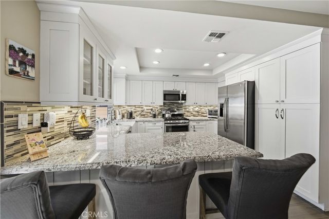 5930 Tampa 204, Tarzana, CA 91356