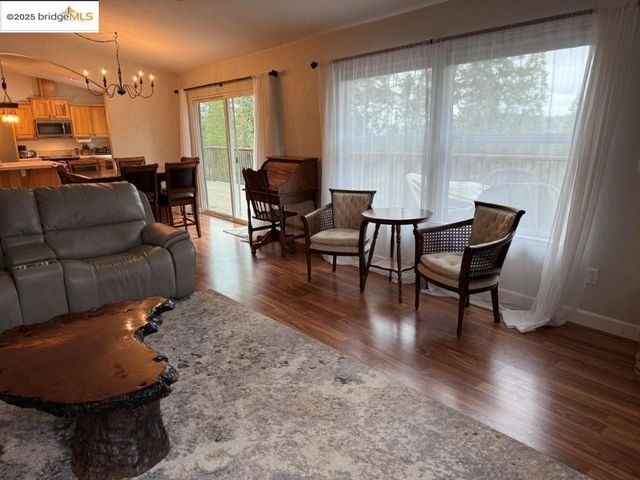 19620 Golden Rock Circle, Groveland, CA 95321