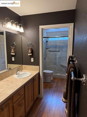 19620 Golden Rock Circle, Groveland, CA 95321