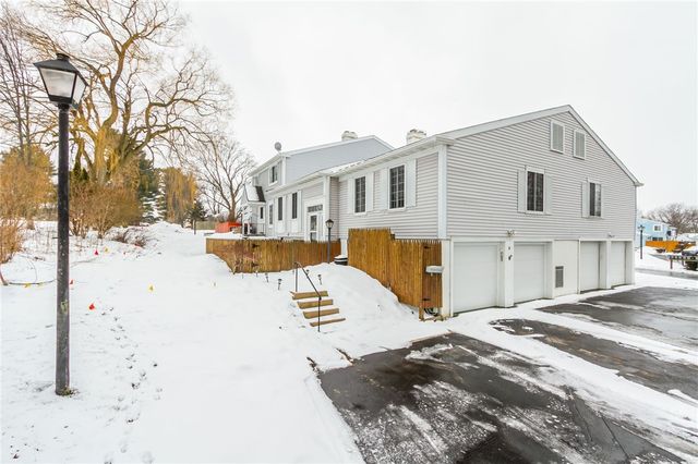 74 Greenway Boulevard, Riga, NY 14428