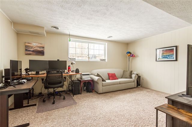 74 Greenway Boulevard, Riga, NY 14428