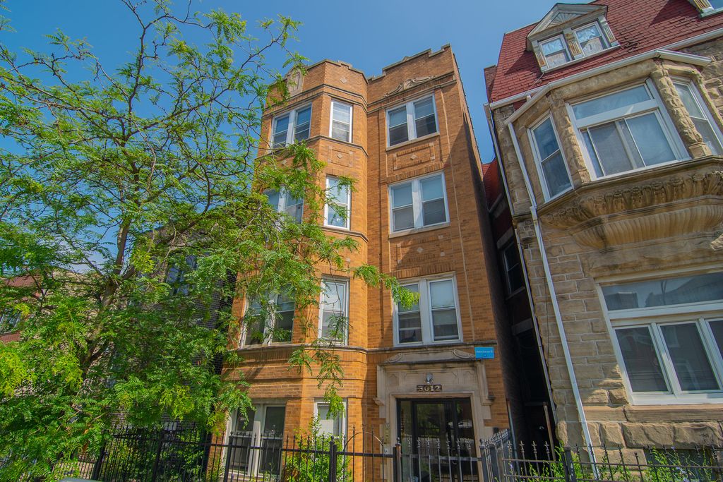3012 W Warren Boulevard, Chicago, IL 60612