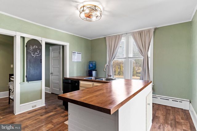 1447 SCOTLAND AVENUE AVE, Chambersburg, PA 17201