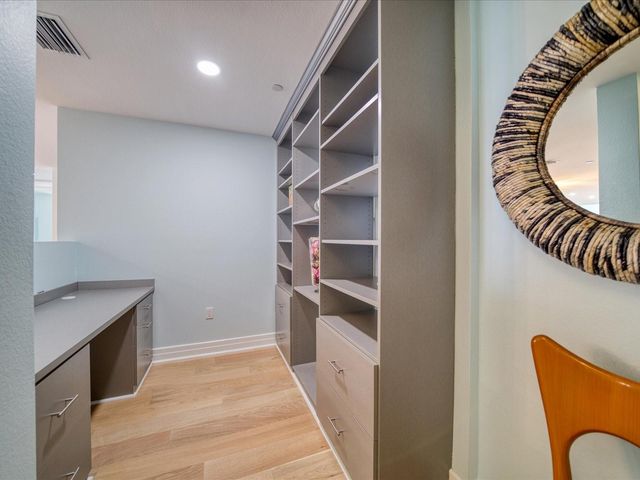 331 CLEVELAND ST 1806, Clearwater, FL 33755