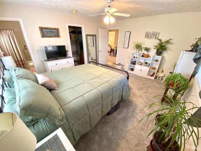 889 7th St. NE Street, Linton, IN 47441