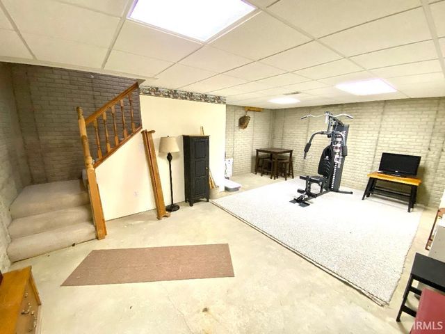 889 7th St. NE Street, Linton, IN 47441