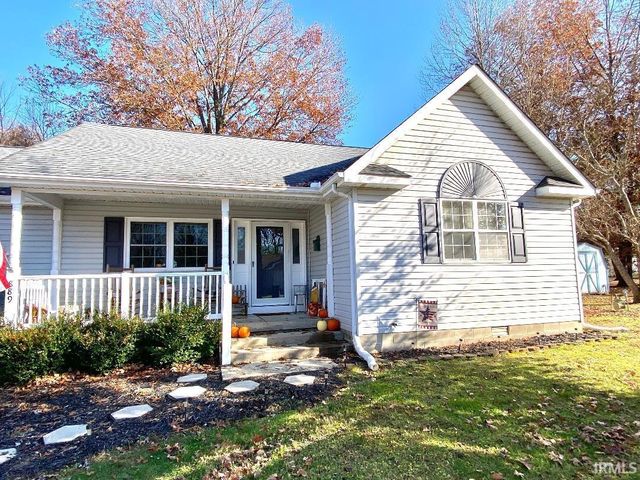 889 7th St. NE Street, Linton, IN 47441