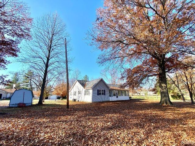 889 7th St. NE Street, Linton, IN 47441