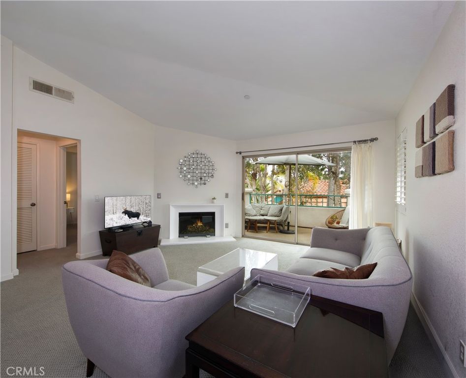 14 Villa Point, Newport Beach, CA 92660 — exterior