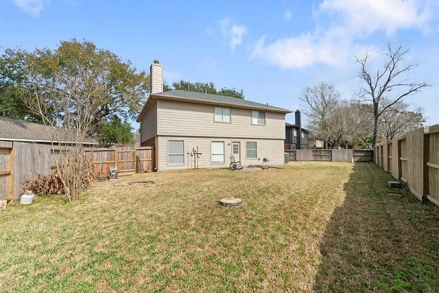 21469 S Towerguard Drive, Kingwood, TX 77339