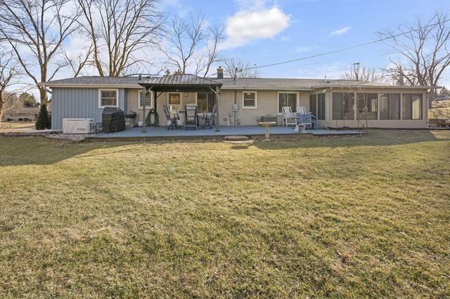 16500 Willow Ridge LANE, Brookfield, WI 53005