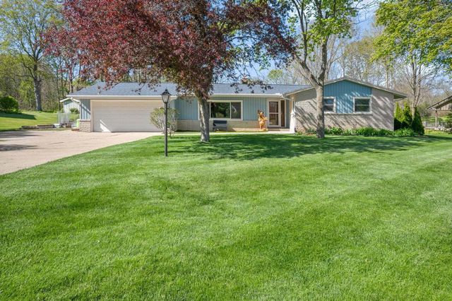 16500 Willow Ridge LANE, Brookfield, WI 53005