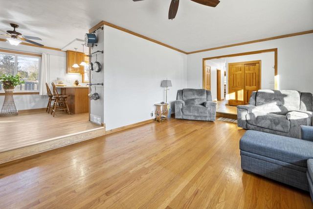 16500 Willow Ridge LANE, Brookfield, WI 53005