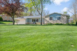 16500 Willow Ridge LANE, Brookfield, WI 53005
