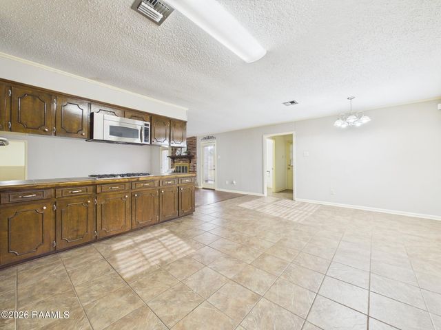 200 Vennard Avenue, Lafayette, LA 70501