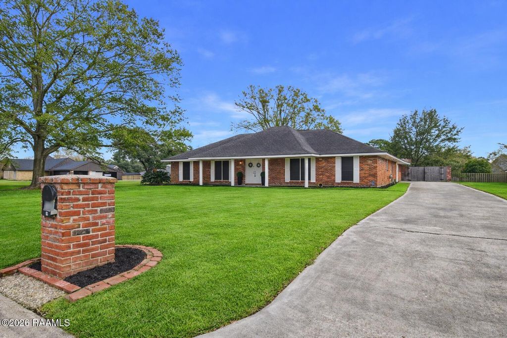 200 Vennard Avenue, Lafayette, LA 70501