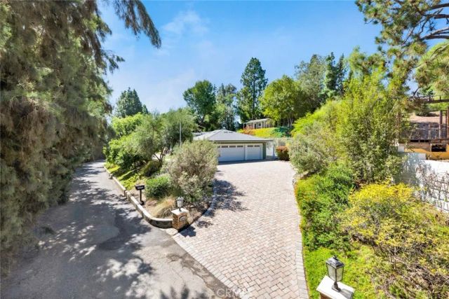 10741 Crawford Canyon Road, North Tustin, CA 92705