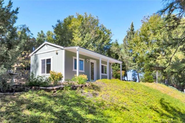 10741 Crawford Canyon Road, North Tustin, CA 92705