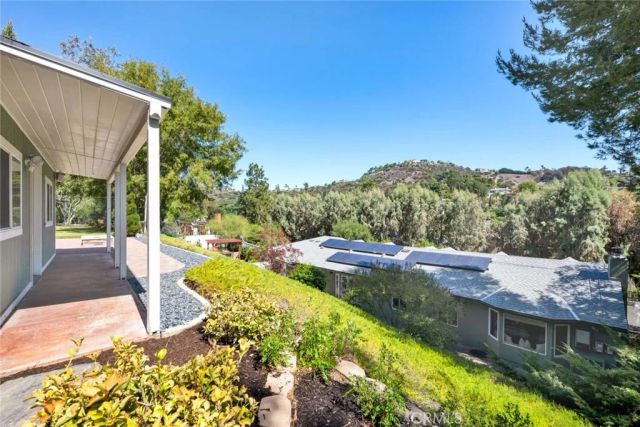 10741 Crawford Canyon Road, North Tustin, CA 92705
