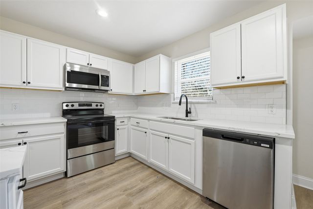 7609 N Richland Boulevard, North Richland Hills, TX 76180