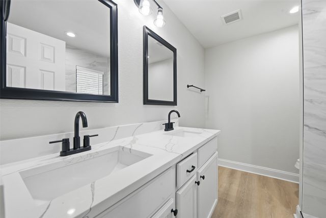 7609 N Richland Boulevard, North Richland Hills, TX 76180