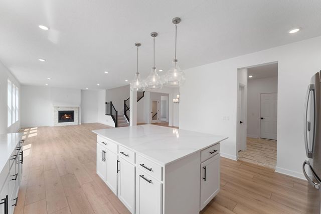 1836 Royal Boulevard N, Lake Elmo, MN 55042