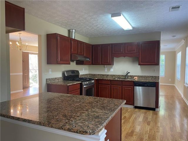 11255 Abbotts Station Drive, Duluth, GA 30097