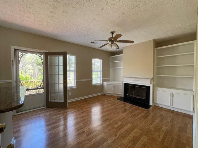 11255 Abbotts Station Drive, Duluth, GA 30097