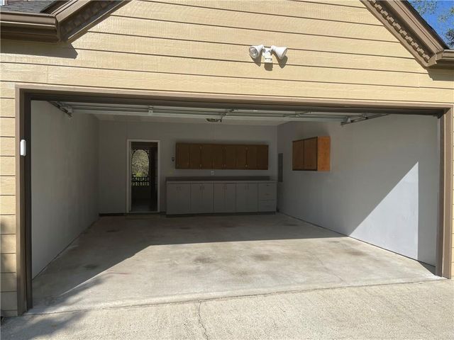 11255 Abbotts Station Drive, Duluth, GA 30097