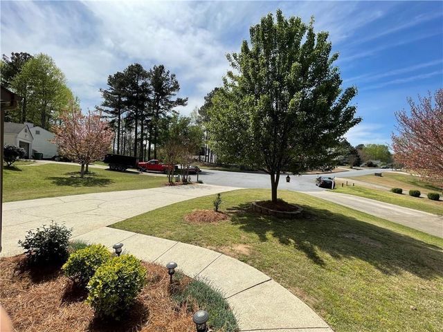 11255 Abbotts Station Drive, Duluth, GA 30097