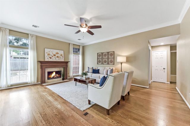 1411 Buttonwood Drive, Friendswood, TX 77546