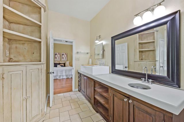 1411 Buttonwood Drive, Friendswood, TX 77546