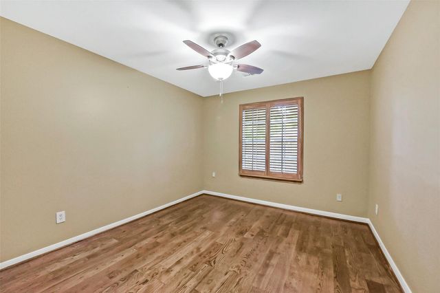 1411 Buttonwood Drive, Friendswood, TX 77546
