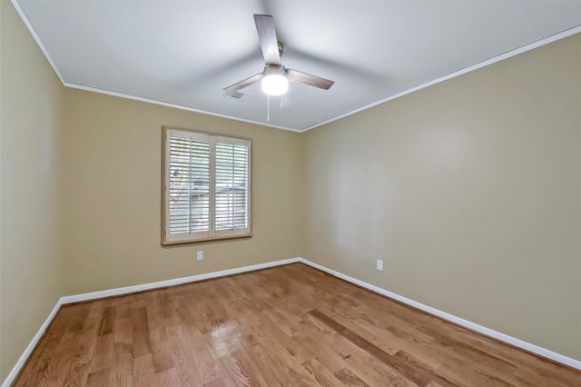 1411 Buttonwood Drive, Friendswood, TX 77546