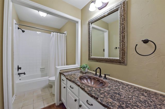 1411 Buttonwood Drive, Friendswood, TX 77546