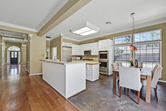 1411 Buttonwood Drive, Friendswood, TX 77546