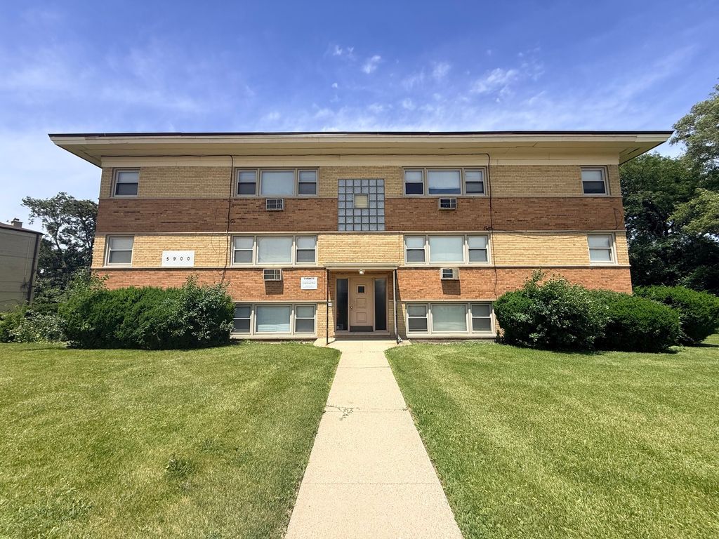 5900 Butterfield Road 9, Berkeley, IL 60163
