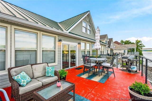 4702 Upper River Road, Jeffersonville, IN 47130