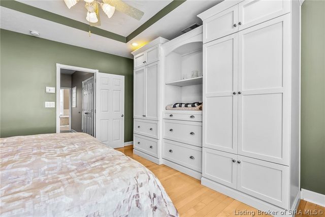 4702 Upper River Road, Jeffersonville, IN 47130