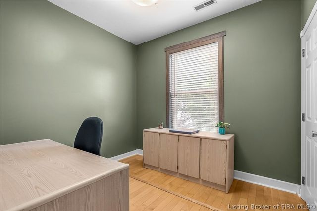 4702 Upper River Road, Jeffersonville, IN 47130
