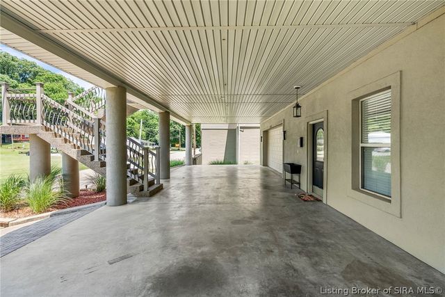 4702 Upper River Road, Jeffersonville, IN 47130