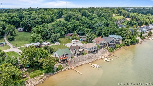 4702 Upper River Road, Jeffersonville, IN 47130