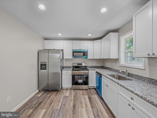 701 BOSTON ST, Martinsburg, WV 25401